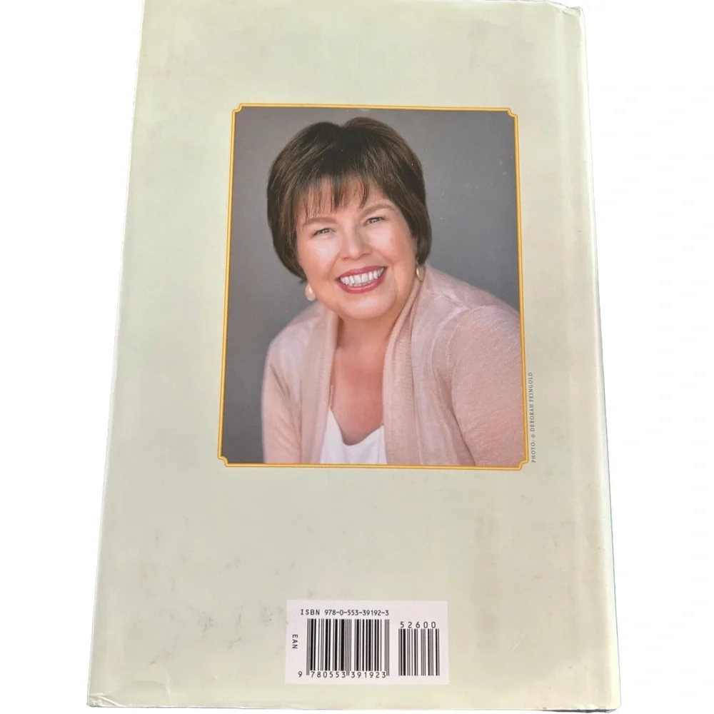 's‎ A Girl's Guide to Moving On - Hardcover